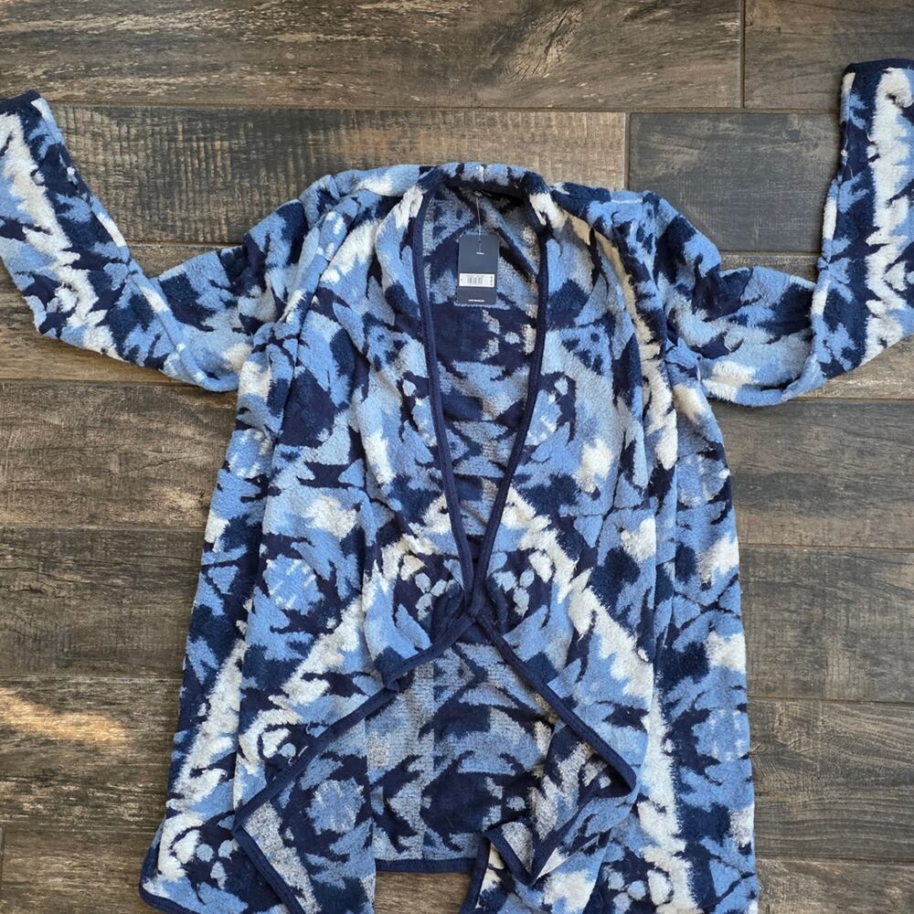 #618 Lucky Brand Navy and White Patterned Cardigan